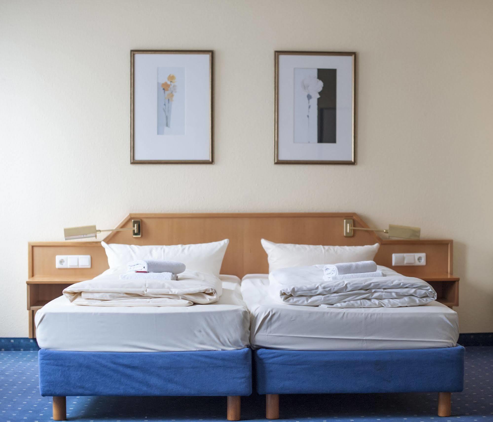 Stargaze Forum Hotel Duesseldorf-ヒルデン エクステリア 写真